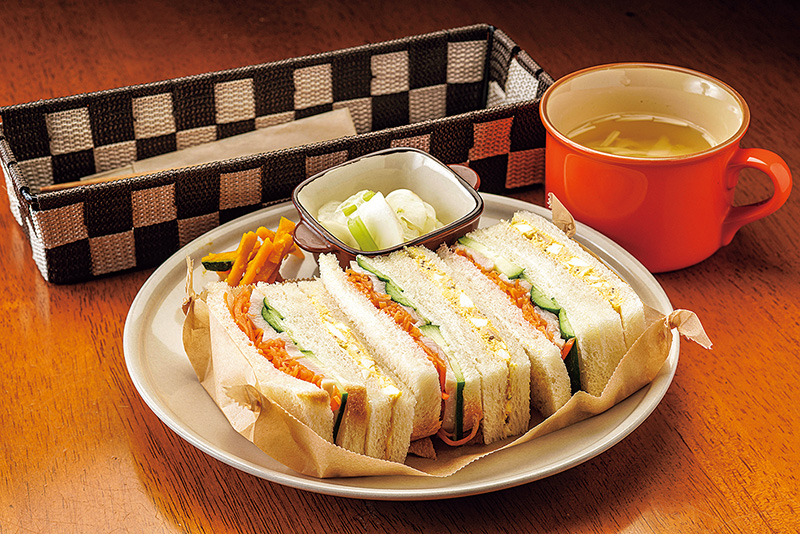 New textures! Ginger and sesame egg sandwich and chicken and vegetable sandwich